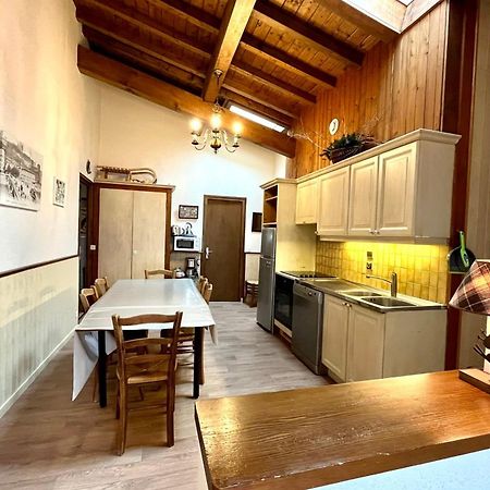 Nice And Bright Apartment In 孔布卢 外观 照片